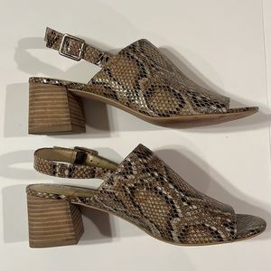 Sole Society Shawde Slingback Sandals. Snakeskin print. Size 8.5M